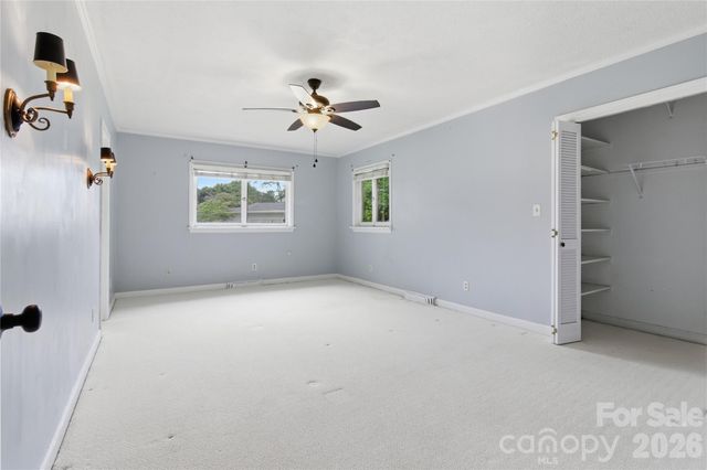 938 Sandswood Drive, Gastonia, NC 28054