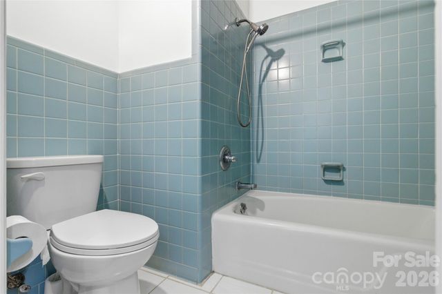 938 Sandswood Drive, Gastonia, NC 28054