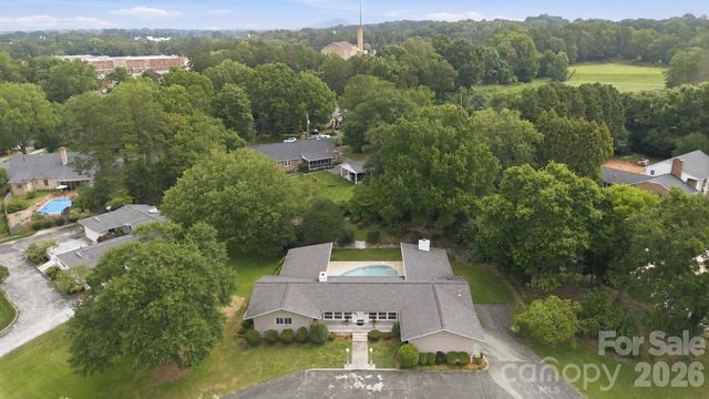 938 Sandswood Drive, Gastonia, NC 28054