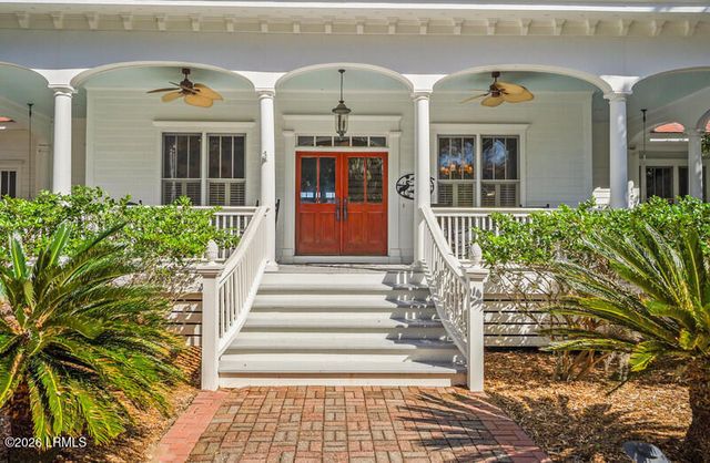 2 Ridge Road, Beaufort, SC 29907