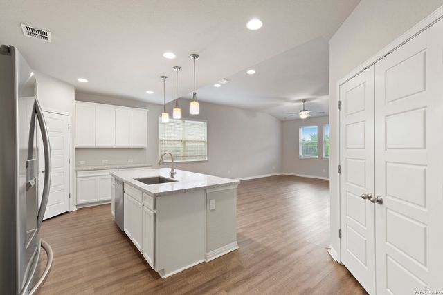 121 Abbeydell, Boerne, TX 78015