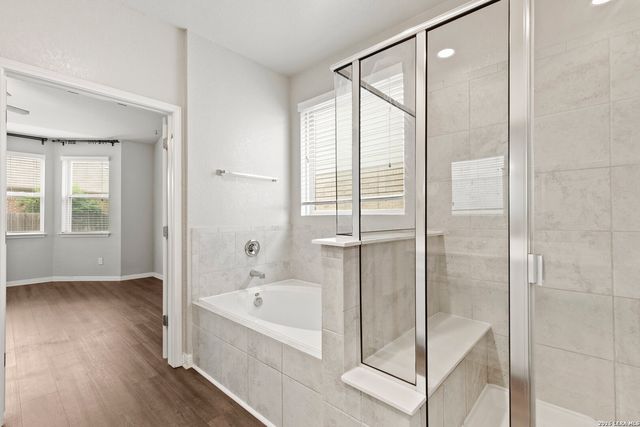 121 Abbeydell, Boerne, TX 78015