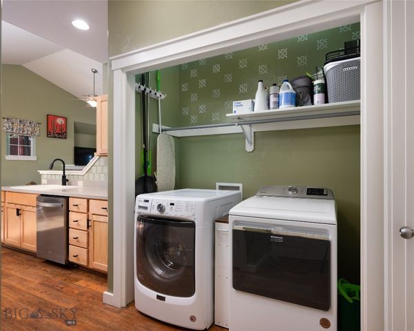 2252 Ferguson, Bozeman, MT 59718