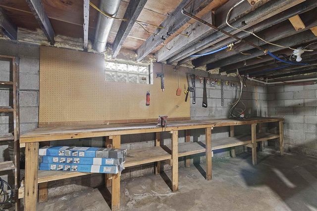 N11144 BUNNY BAY LANE, Crivitz, WI 54114