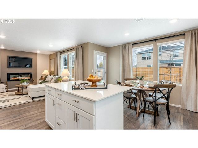 4946 Marr Ave Ne, Salem, OR 97301