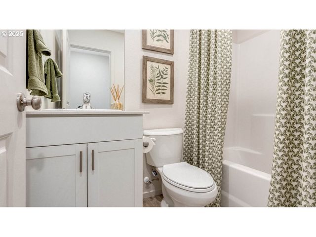 4946 Marr Ave Ne, Salem, OR 97301