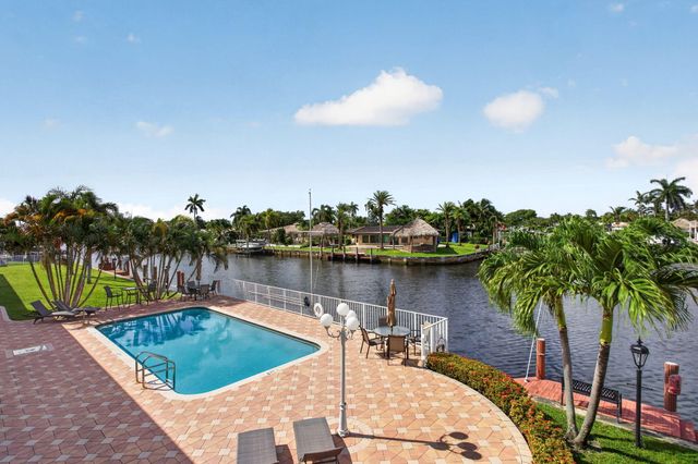 800 Pine Drive 13, Pompano Beach, FL 33060