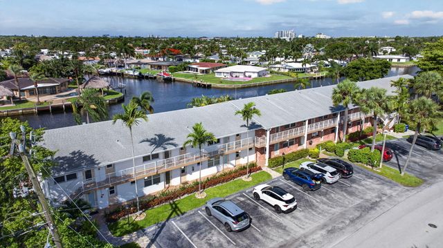 800 Pine Drive 13, Pompano Beach, FL 33060