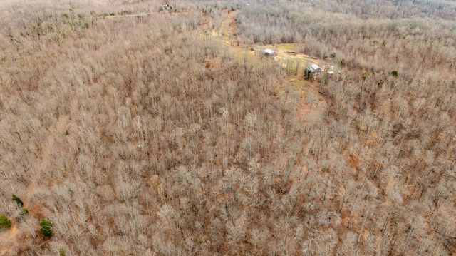 4561 Mayberry Prong Rd, Linden, TN 37096