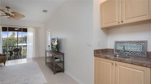 15999 Mandolin Bay DR # 204, Fort Myers, FL 33908