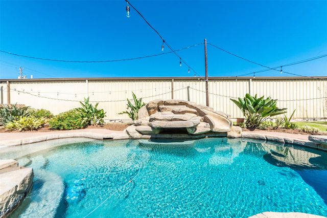 2835 Beverly Road, Pasadena, TX 77503