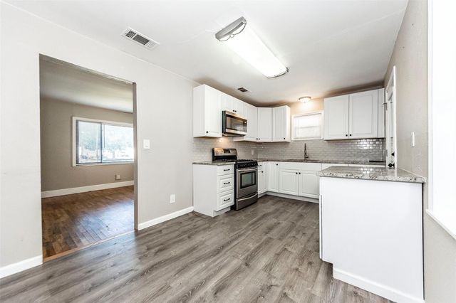 2835 Beverly Road, Pasadena, TX 77503