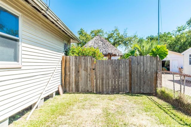 2835 Beverly Road, Pasadena, TX 77503