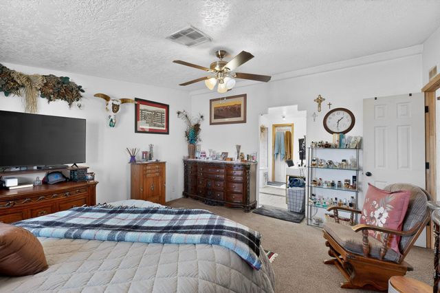 8 Tiempo Road, Jarales, NM 87023