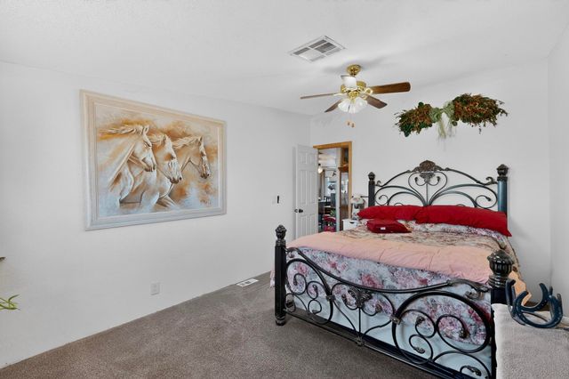 8 Tiempo Road, Jarales, NM 87023