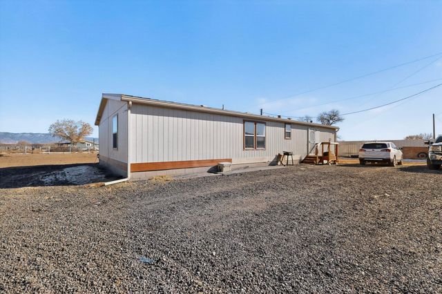 8 Tiempo Road, Jarales, NM 87023