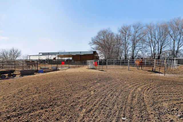 8 Tiempo Road, Jarales, NM 87023