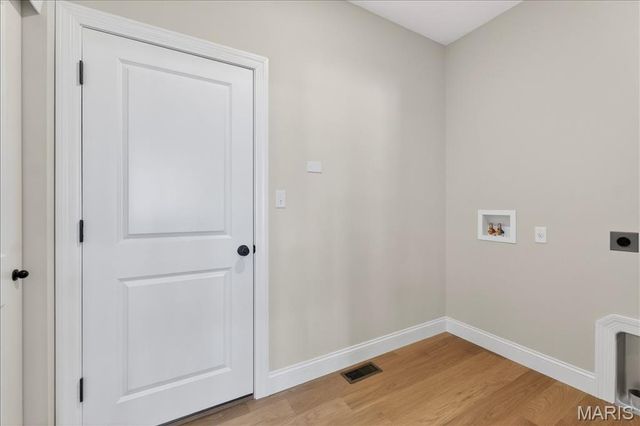 421 Farmhouse Drive, O'fallon, MO 63385