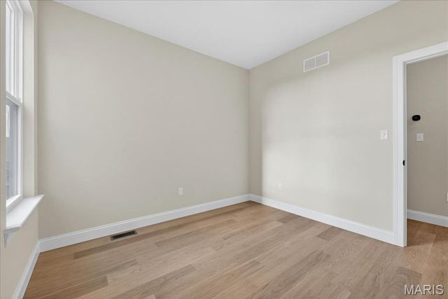 421 Farmhouse Drive, O'fallon, MO 63385