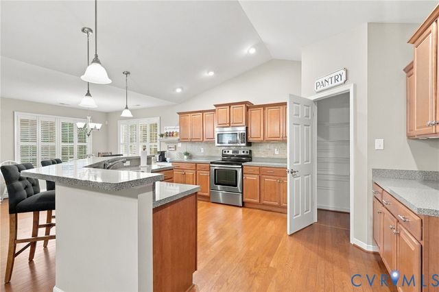 8146 Janice Ave, Mechanicsville, VA 23111