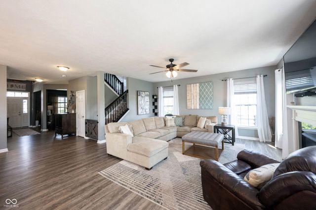 10389 Blue Ribbon Boulevard, Fishers, IN 46040