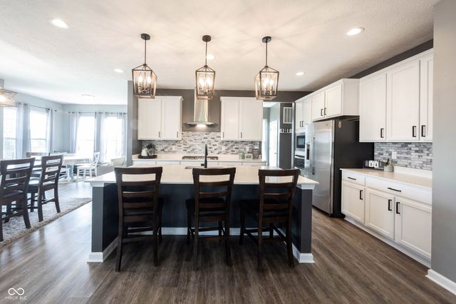 10389 Blue Ribbon Boulevard, Fishers, IN 46040