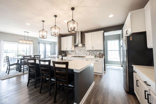 10389 Blue Ribbon Boulevard, Fishers, IN 46040