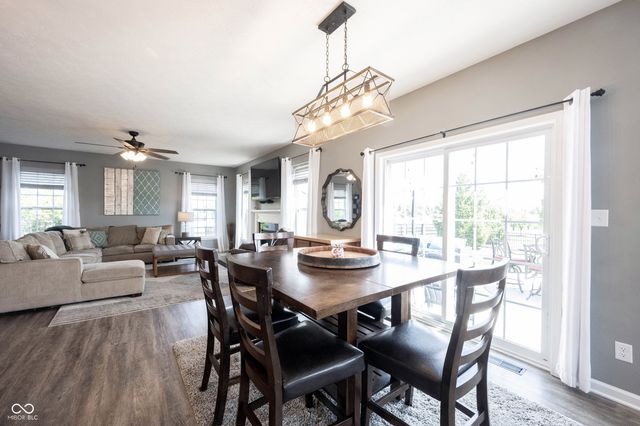 10389 Blue Ribbon Boulevard, Fishers, IN 46040