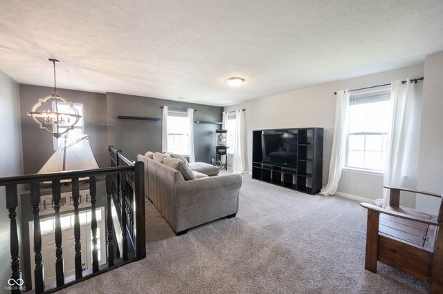 10389 Blue Ribbon Boulevard, Fishers, IN 46040