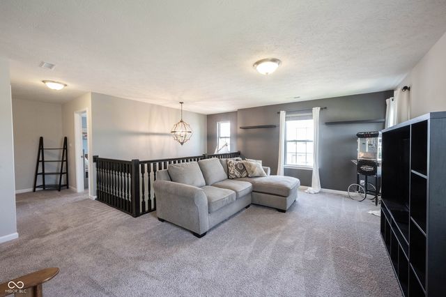 10389 Blue Ribbon Boulevard, Fishers, IN 46040