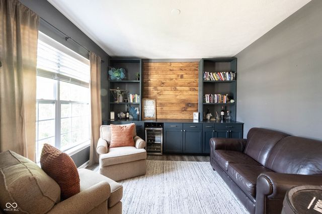 10389 Blue Ribbon Boulevard, Fishers, IN 46040