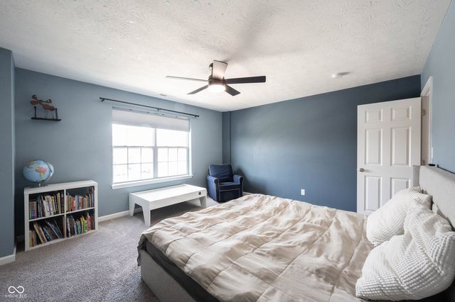 10389 Blue Ribbon Boulevard, Fishers, IN 46040