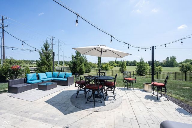 10389 Blue Ribbon Boulevard, Fishers, IN 46040