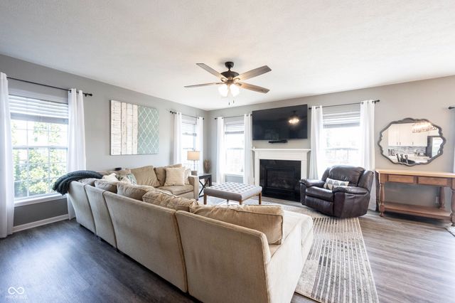 10389 Blue Ribbon Boulevard, Fishers, IN 46040