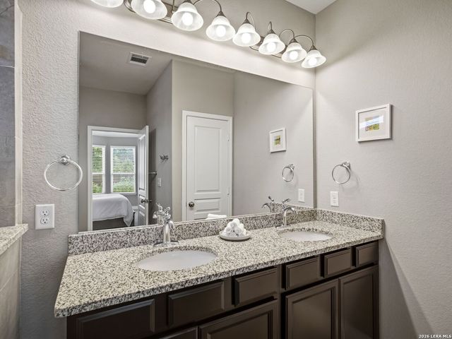 27423 Rio Circle, Boerne, TX 78015