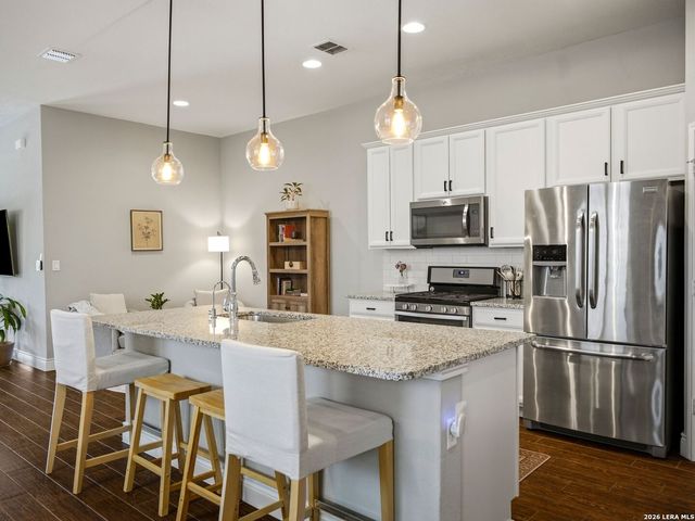 27423 Rio Circle, Boerne, TX 78015