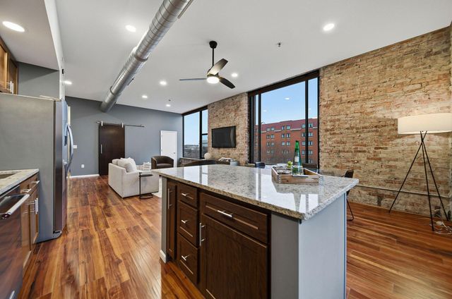 78 E Chestnut Street, 404, Columbus, OH 43215