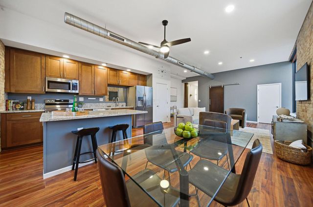 78 E Chestnut Street, 404, Columbus, OH 43215