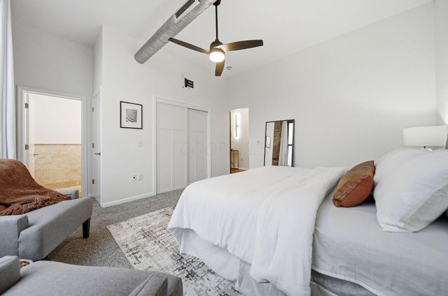 78 E Chestnut Street, 404, Columbus, OH 43215