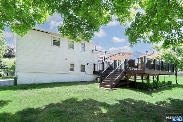 30 Brookfield Road, Dumont, NJ 07628