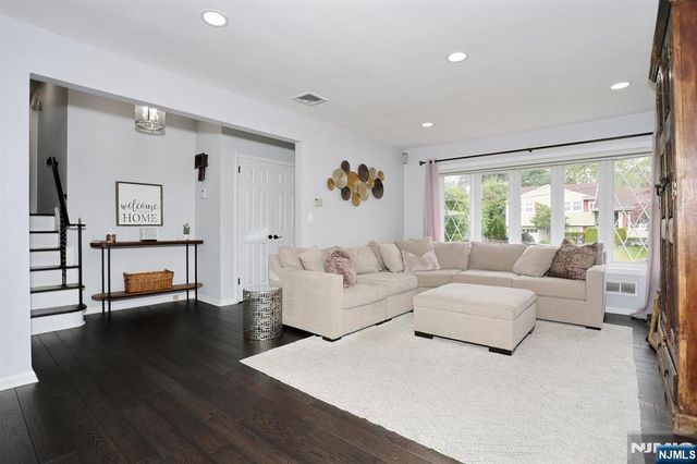 30 Brookfield Road, Dumont, NJ 07628