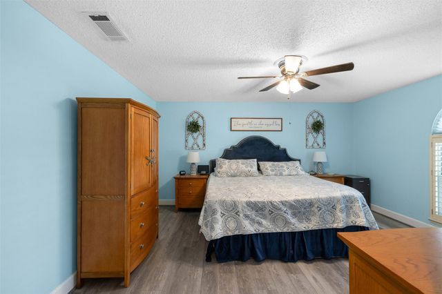 16118 Parish Hall Drive, Spring, TX 77379