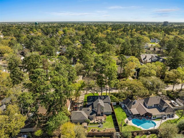 16118 Parish Hall Drive, Spring, TX 77379