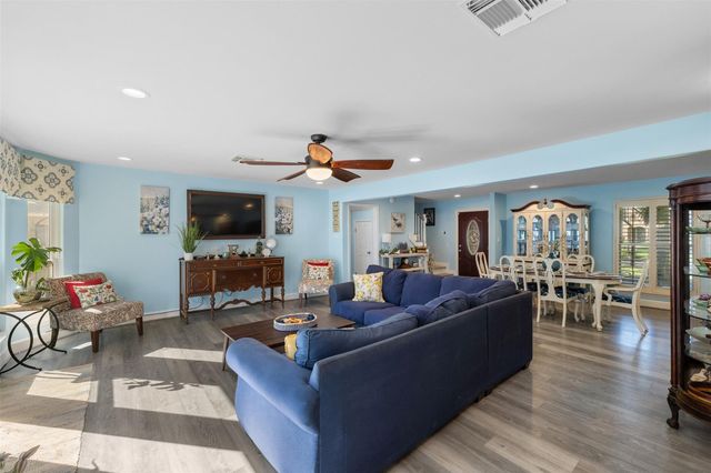 16118 Parish Hall Drive, Spring, TX 77379