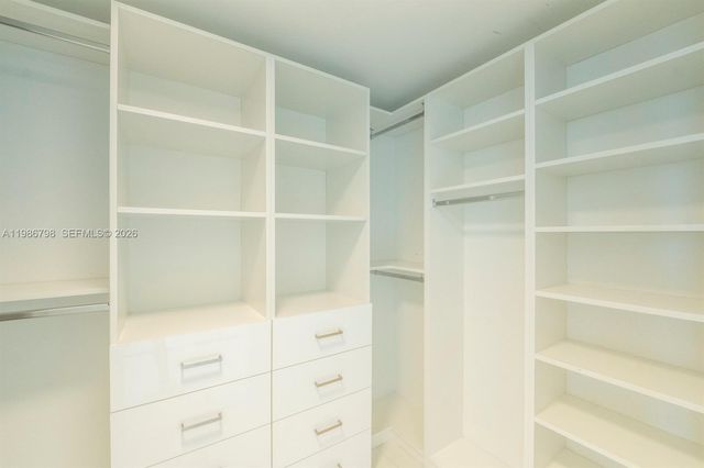 300 Sunny Isles Blvd 4-1007, Sunny Isles Beach, FL 33160