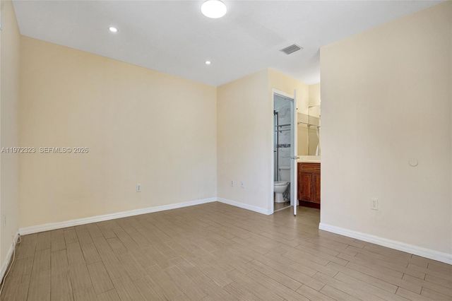 6103 Grant St, Hollywood, FL 33024