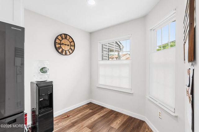 20 Harbor Circle, Freehold, NJ 07728