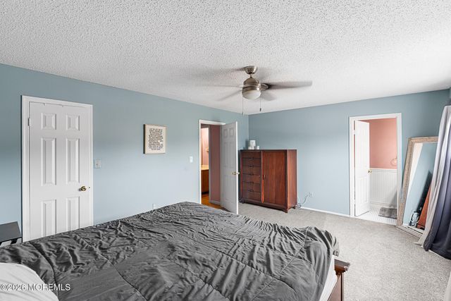 20 Harbor Circle, Freehold, NJ 07728