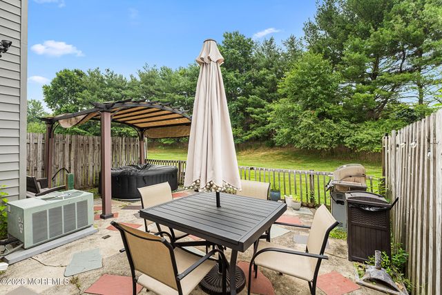 20 Harbor Circle, Freehold, NJ 07728