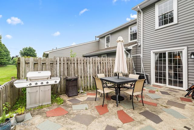 20 Harbor Circle, Freehold, NJ 07728